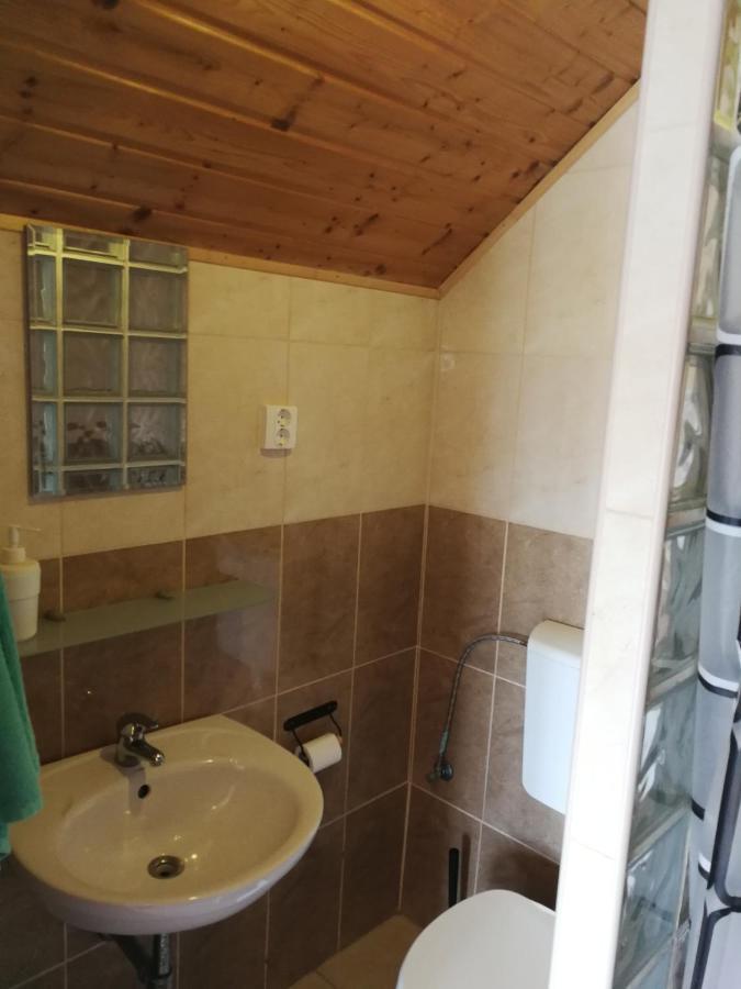 Manoka Guest House Mogyoród Dış mekan fotoğraf