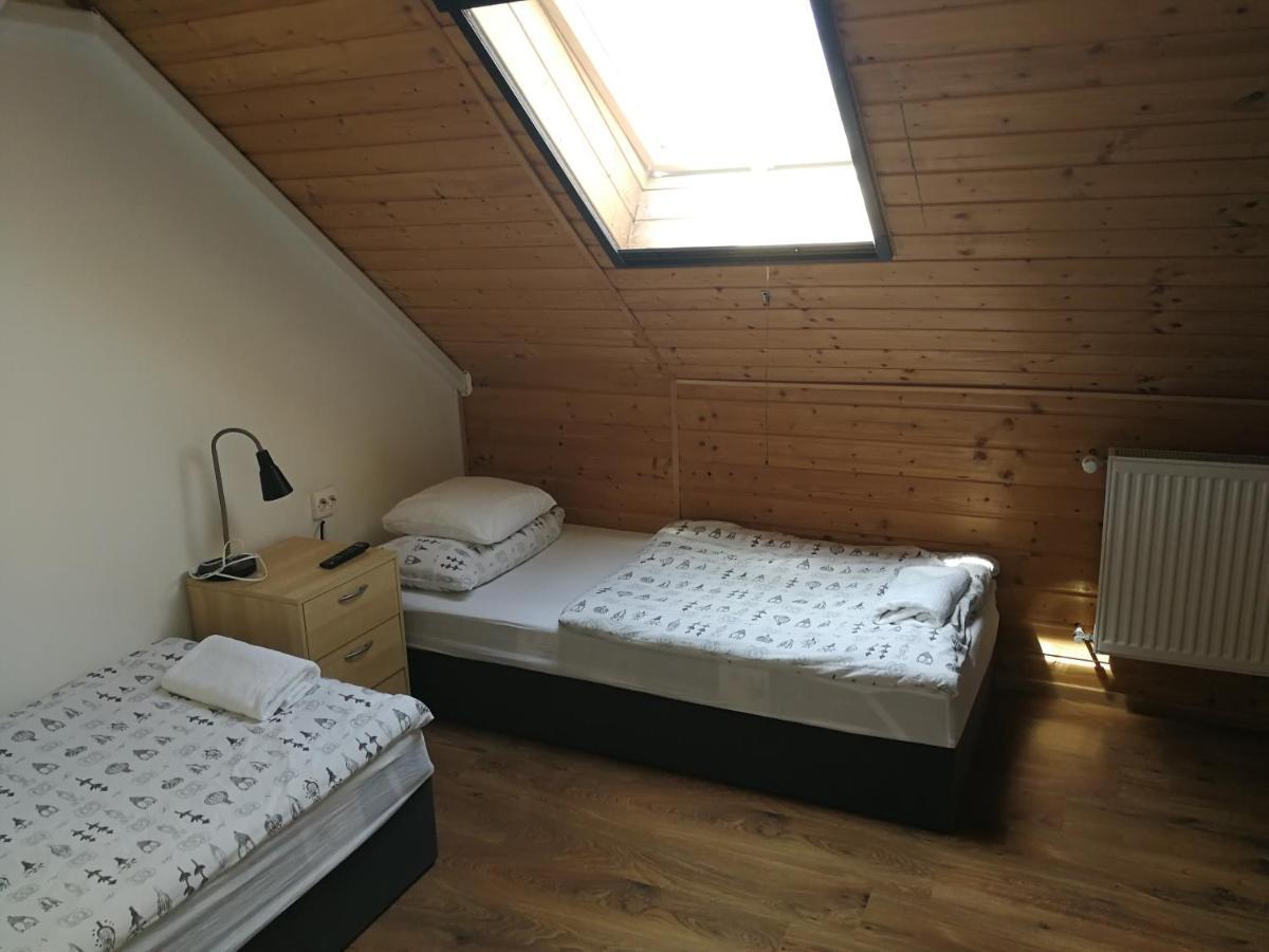 Manoka Guest House Mogyoród Dış mekan fotoğraf